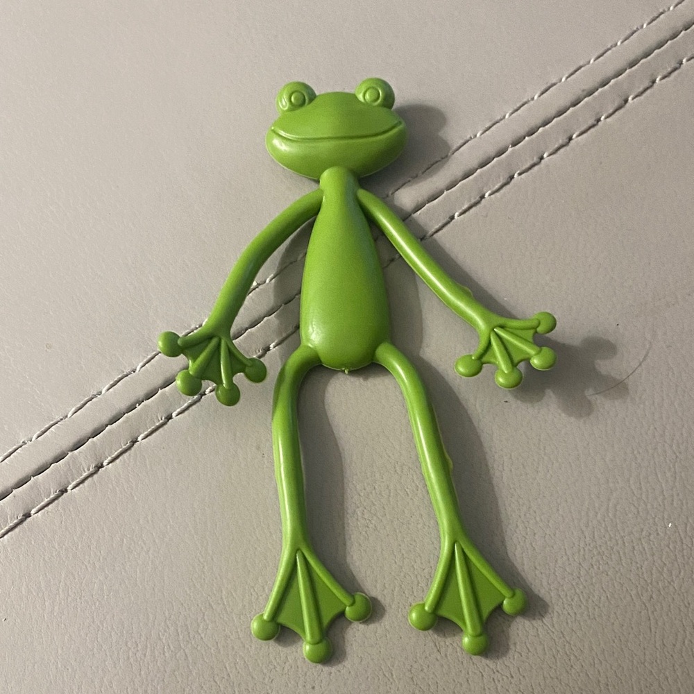 Bendable Green Frog 5”